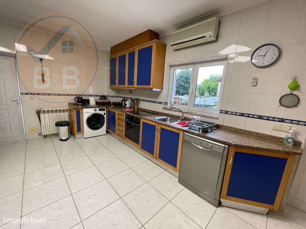 Moradia T4 em Outeiro, Cabeceiras de Basto-9