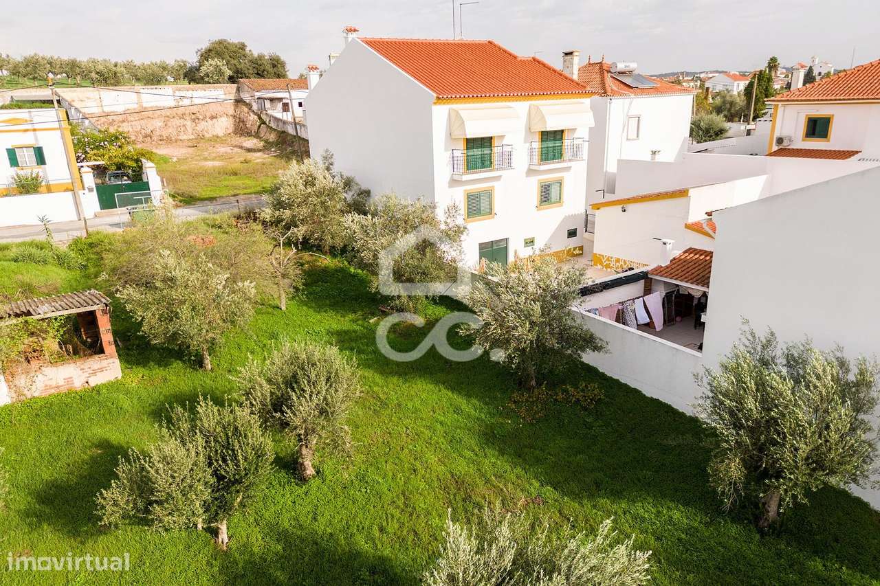 Terreno de 644 m2 com viabilidade para 4 moradias | Azaruja - Grande imagem: 5/18