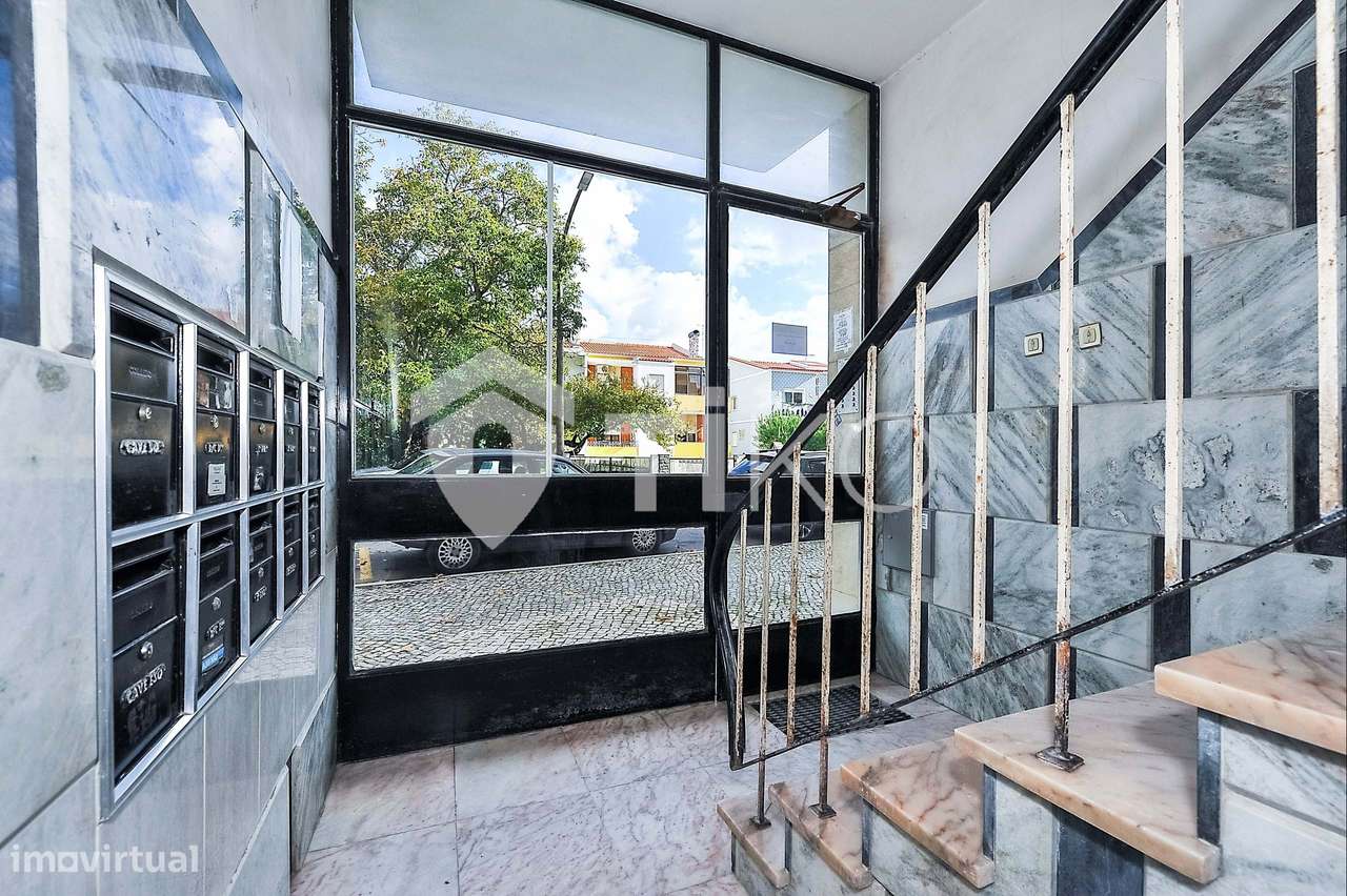 Apartamento T3 renovado no Montalvão, Setúbal-29