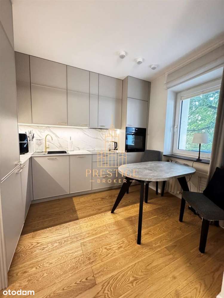 Atrakcyjna kawalerka ul. Sielecka przy Łazienkach!-3