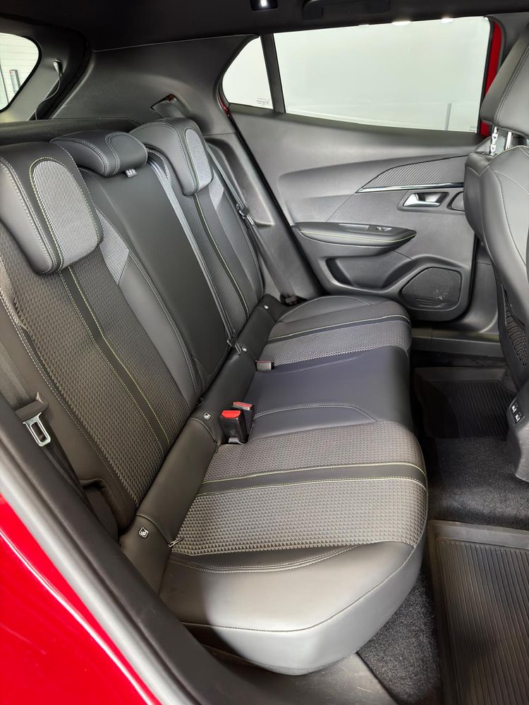 Peugeot 2008 1.2 PureTech GT Pack S&amp;S EAT8 Salon Polska