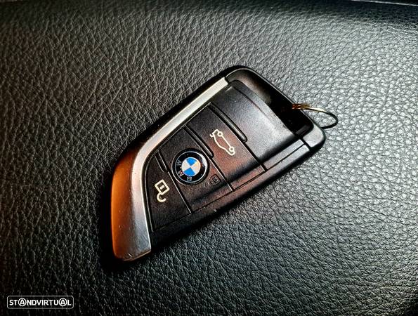 BMW X1 16 d sDrive Advantage - 12