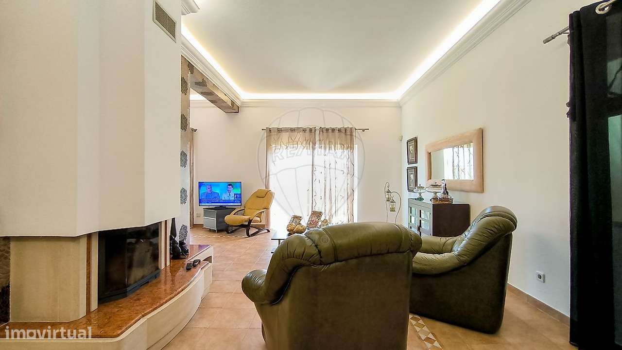 Moradia T5 para venda-15