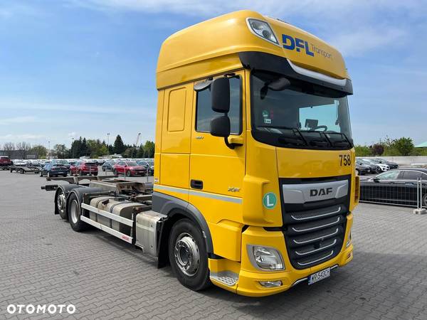 DAF XF 480 FAR 6x2 Super Space Cab z zabudowa BDF - 3