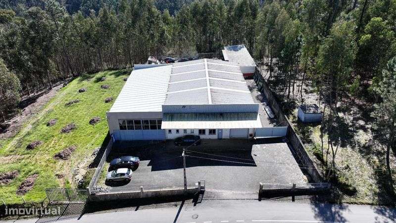 Trespasse Serralharia Alumínios em Arouca - Totalmente Equipada - Grande imagem: 4/4