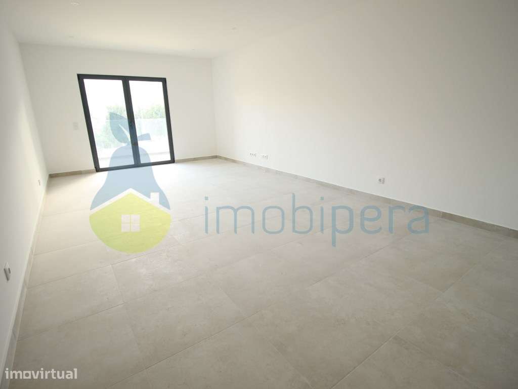 Apartamento T2 (1+1) NOVO, a 200 m da praia , situado a sul da Via ...-7