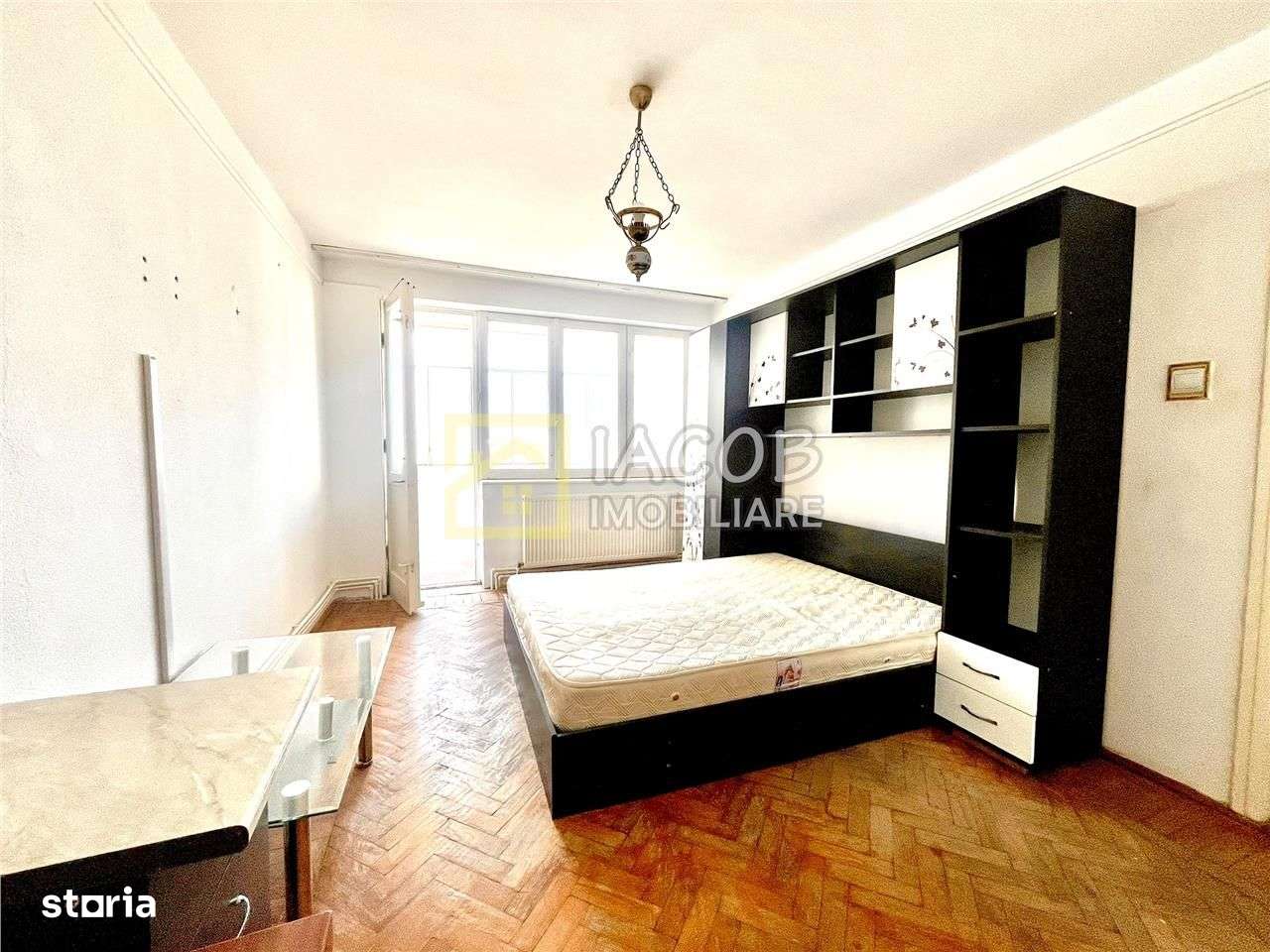 Garsoniera, str. Garii, Bacau-3