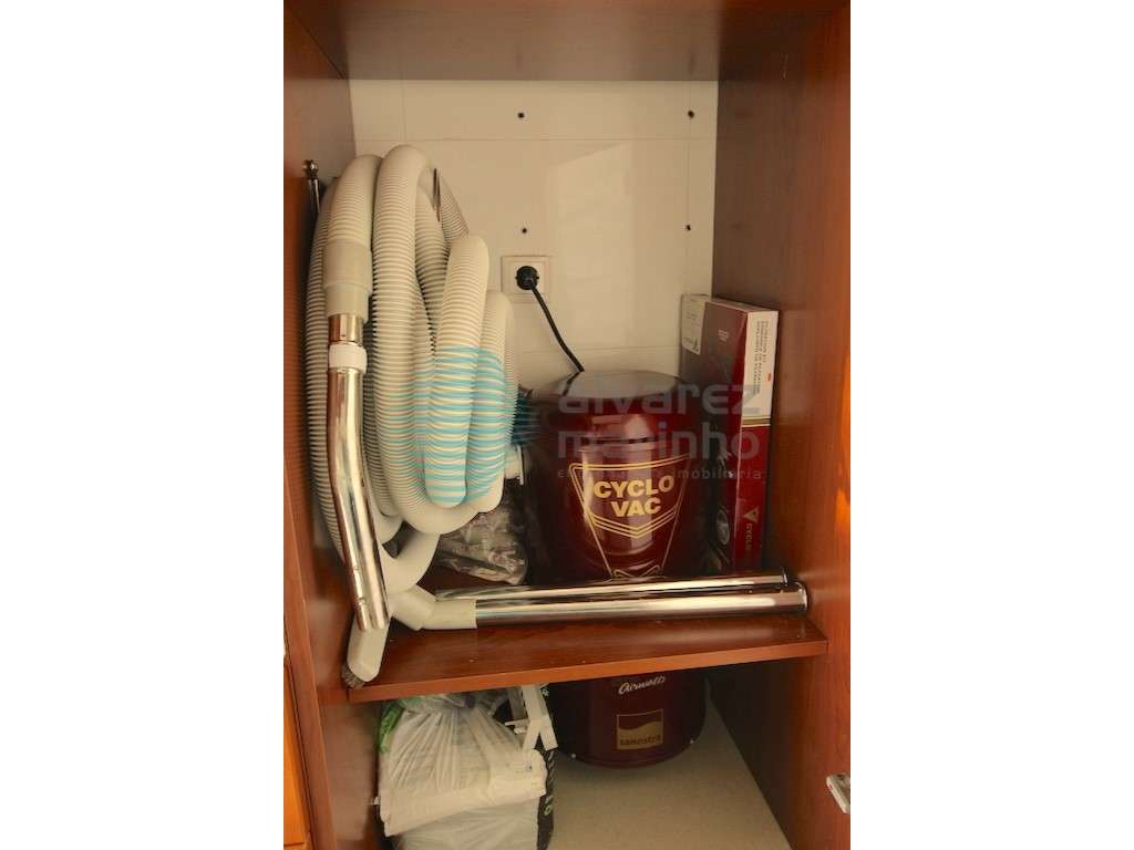 Apartamento T4, com 3 lugares de estacionamento, Parque das Nações-37