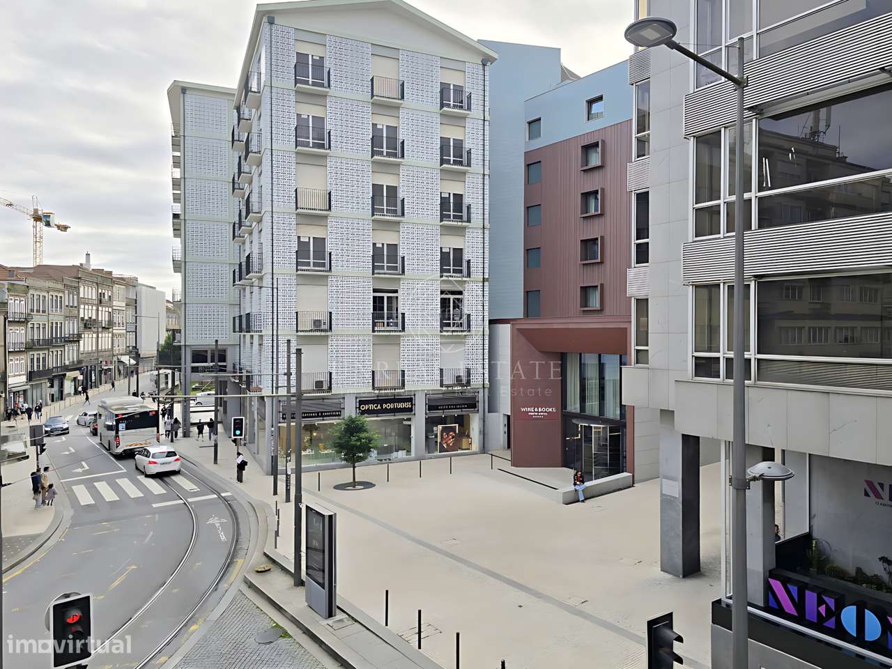 Apartamento T0+1 , novo, inserido em um edifício totalmente remodelado-43