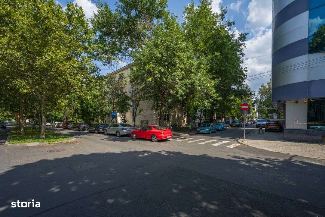 Vila Primaverii, S+P+1+M, 389 mp teren, 266 teren liber, luam urbanism - Imagine principală: 4/19