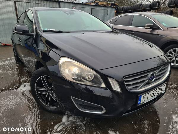 Volvo S60 D4 Summum - 2