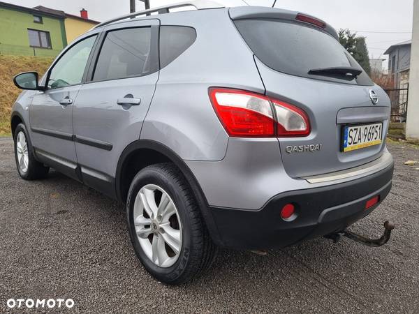 Nissan Qashqai 2.0 dCi 4 x 4 DPF 360 - 8