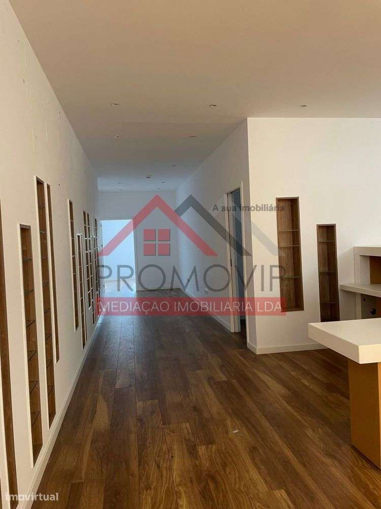 Loja Centro da Cidade de Santo Tirso - Grande imagem: 4/7