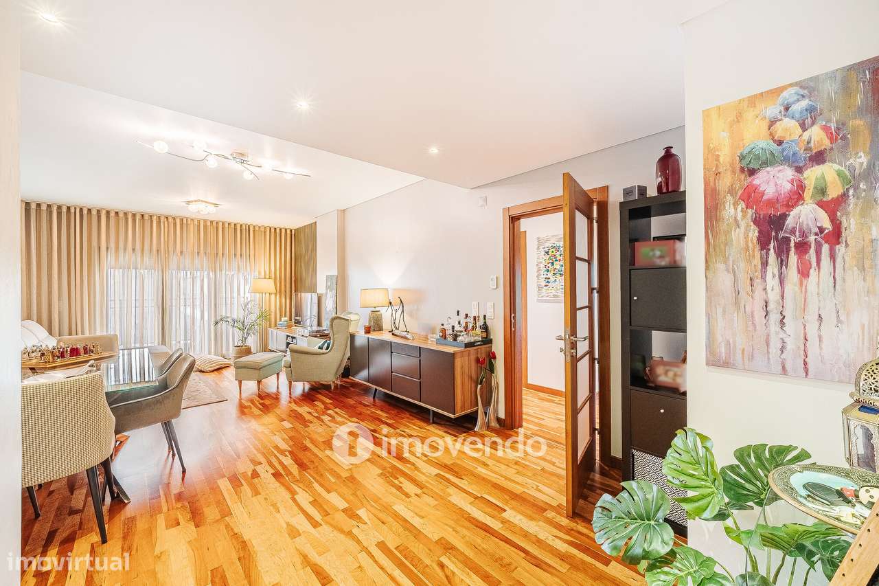 Apartamento T3 Com Garagem Na Urbanizacao Terracos Da Ponte