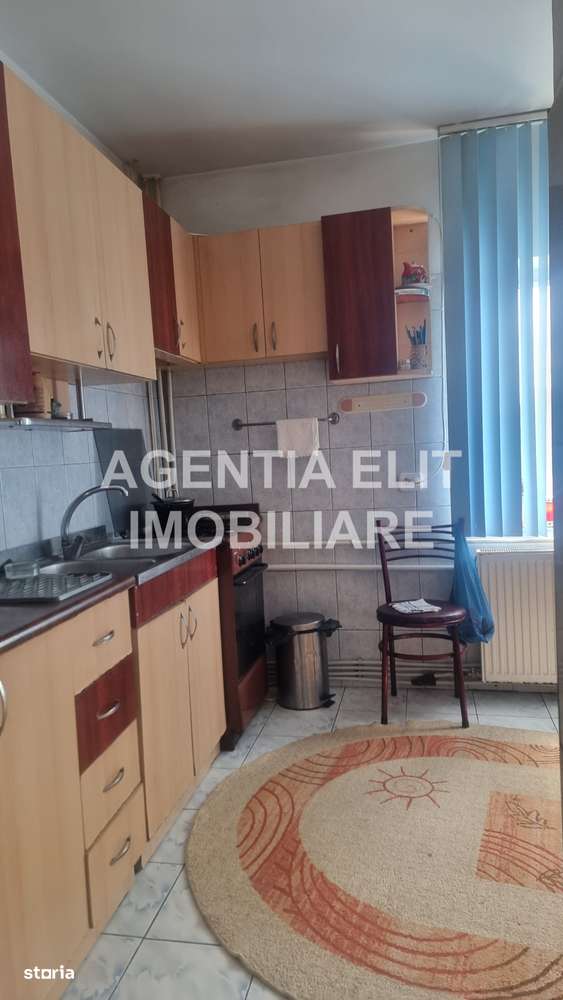 Apartament 3 camere, etaj 2, 94 mp, zona Ultracentrala-9