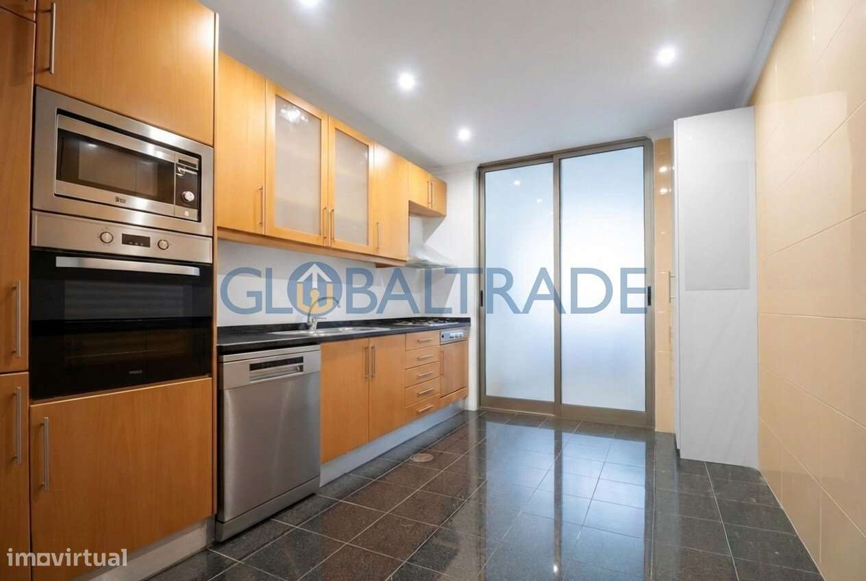 Duplex T2+1 com vista mar em Canidelo-11