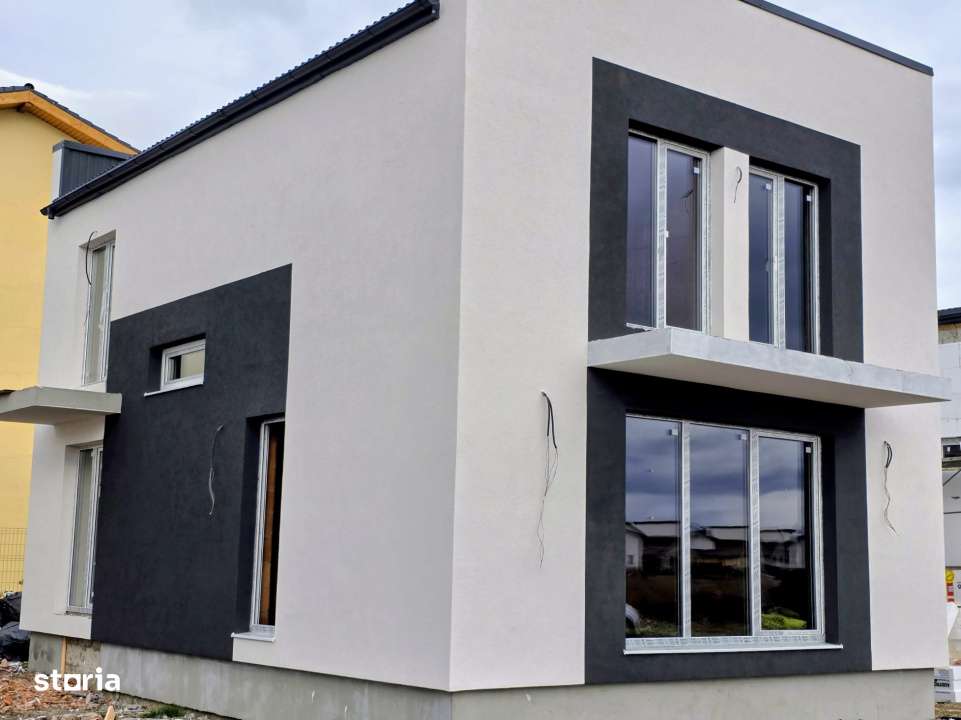 Casa individuala cu patru camere, teren 300mp, Primaverii, Sanpetru-11