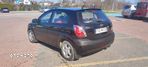 Kia Rio - 26