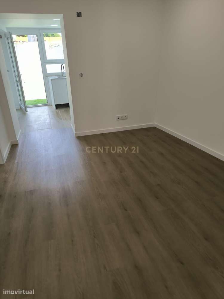 Moradia T2 Renovada em Valada – Conforto e Investimento junto ao Rio T-9