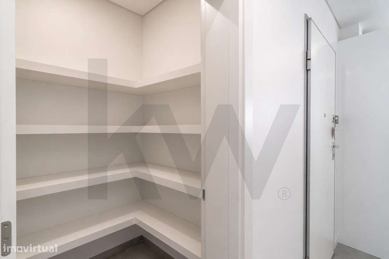 Exclusivo Apartamento T3 Contemporâneo de Alta Gama – Patacão, Faro-17