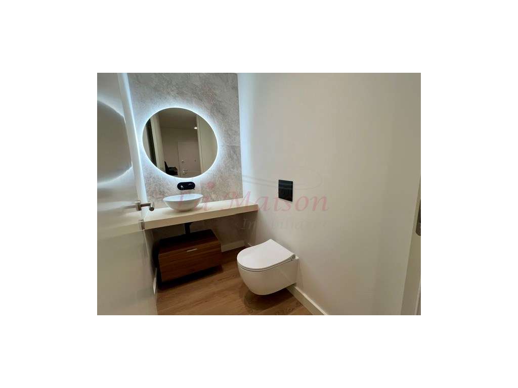 3 Apartamentos T2+1-24