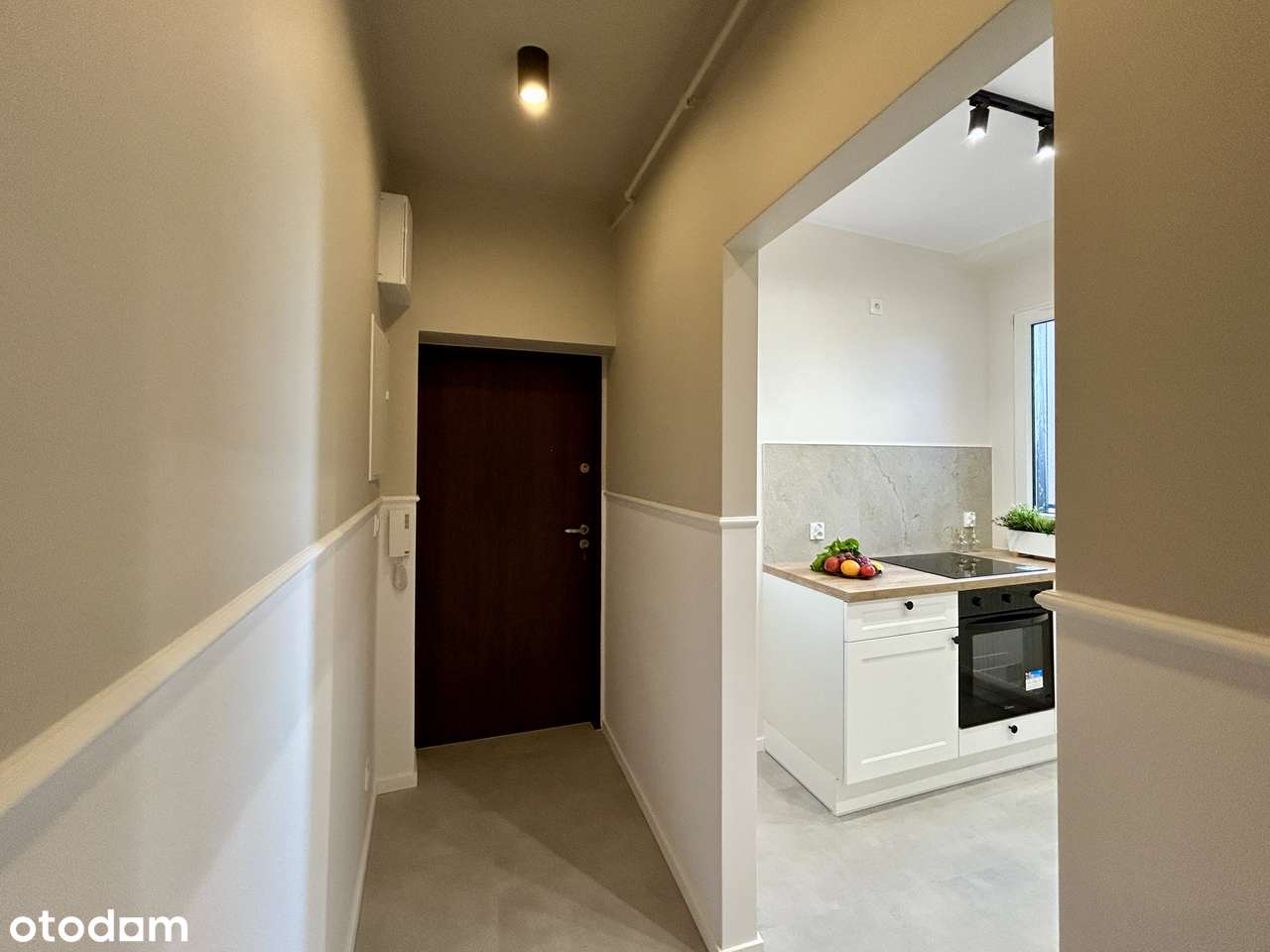 Urokliwe, rozkładowe 2 pokojowe mieszkanie w Centrum-6