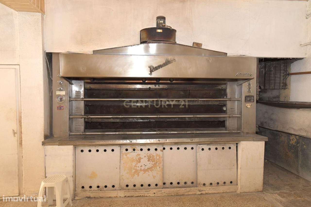 Panificadora Montenegro, em actividade. - Grande imagem: 2/17