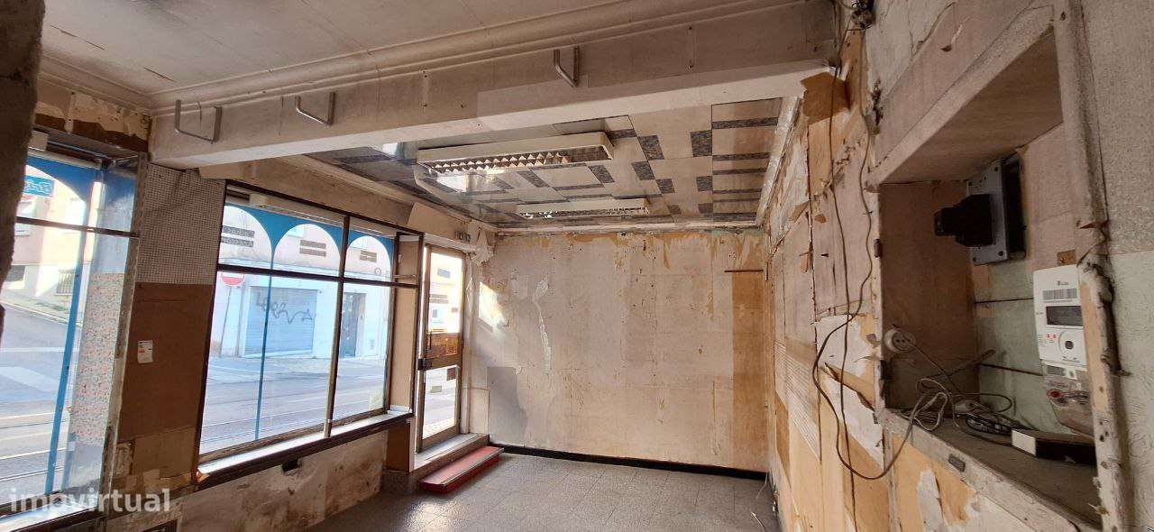 Loja para venda na Ajuda – Boa oportunidade de investimento!-4