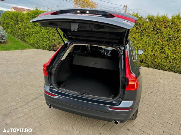 Volvo XC 60 D4 AWD Geartronic Momentum - 8