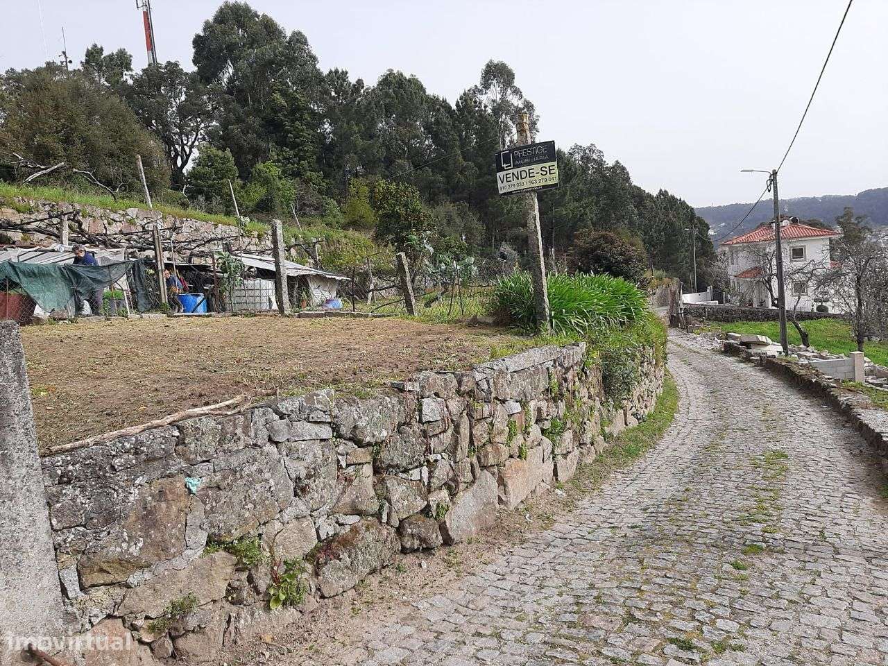 Edifício de duas habitações e terreno Termas São Vicente Penafiel-14