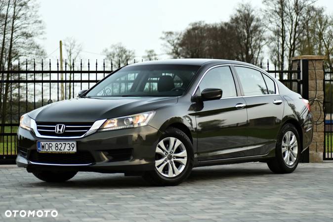 Honda Accord Tourer 2.4 Automatik S - 13