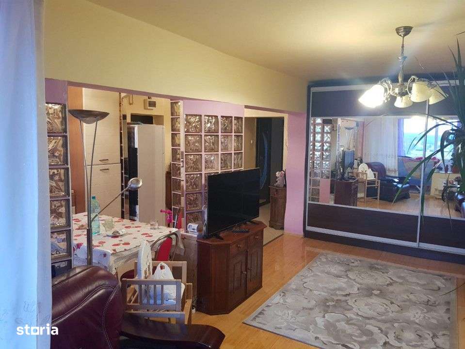 Apartament 3 camere decomandat, Buzaului. - Imagine principală: 2/11