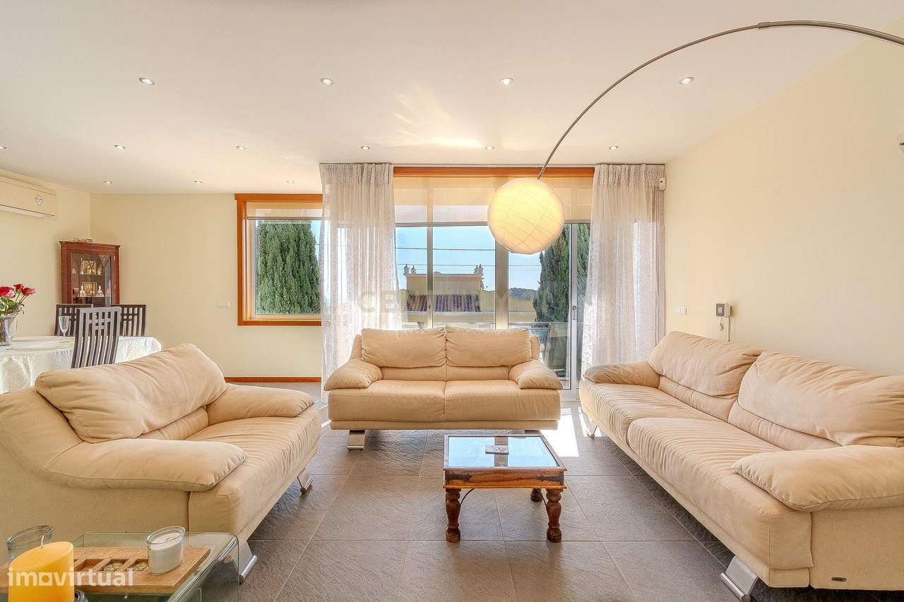 Moradia moderna T3+1 em Parragil, Loulé - Grande imagem: 5/57