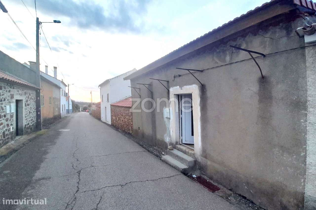 Moradia T-2 Penha Garcia - Grande imagem: 2/43