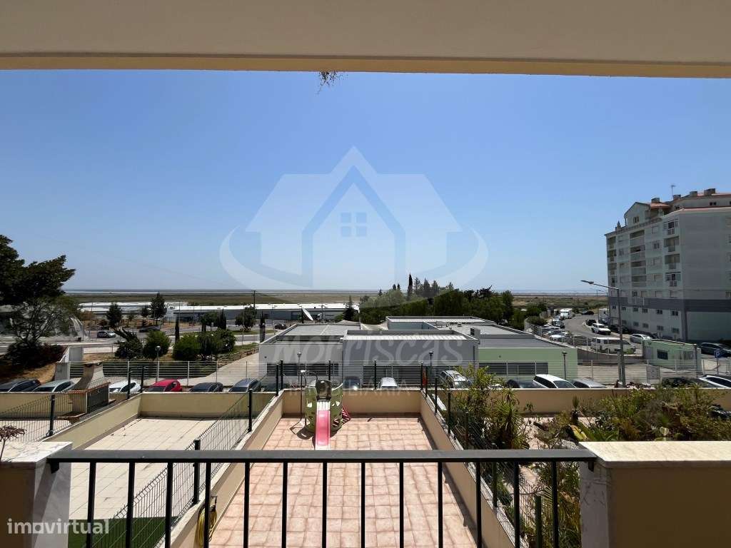 Apartamento T3 com box no Forte da Casa-18