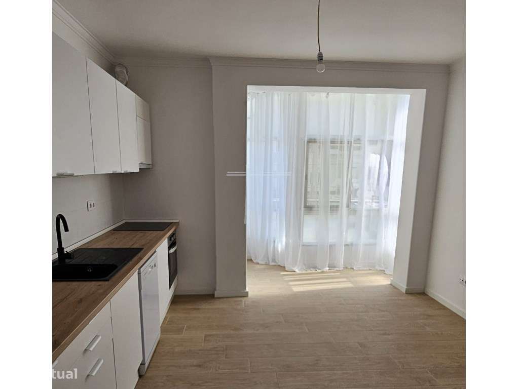 Andar de moradia T2+1 , com varandas - Cruz de Pau - Grande imagem: 5/12