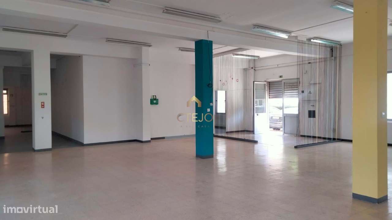 LOJA PARA VENDA  POVOA de SANTA IRIA  COM 260m2 - Grande imagem: 4/22