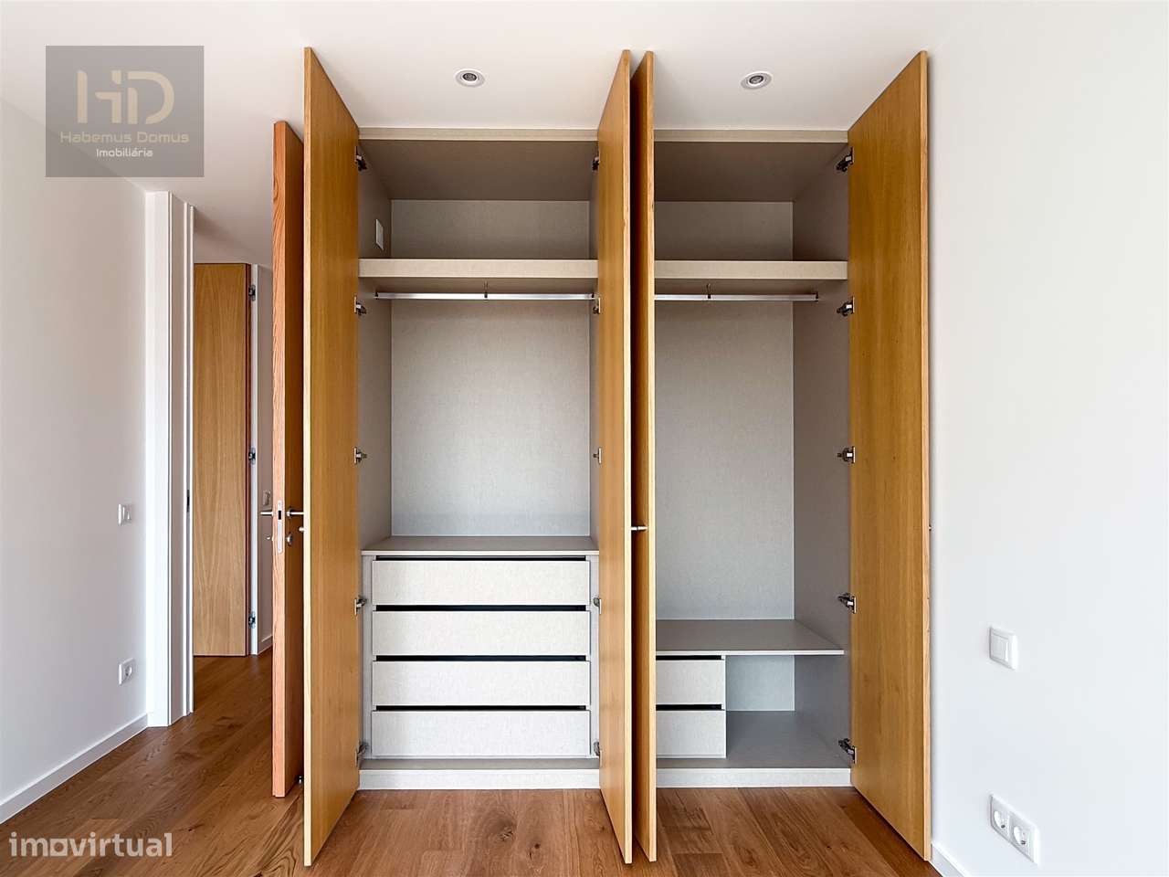 Apartamento T2 de luxo com vista mar e rio em Canidelo-19