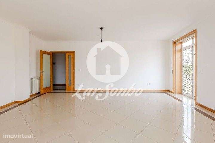 Apartamento T3 com garagem fechada em Cavalões, Vila Nova de Famalicão - Grande imagem: 2/17