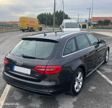 Audi A4 Avant 2.0 TDI S-line - 24