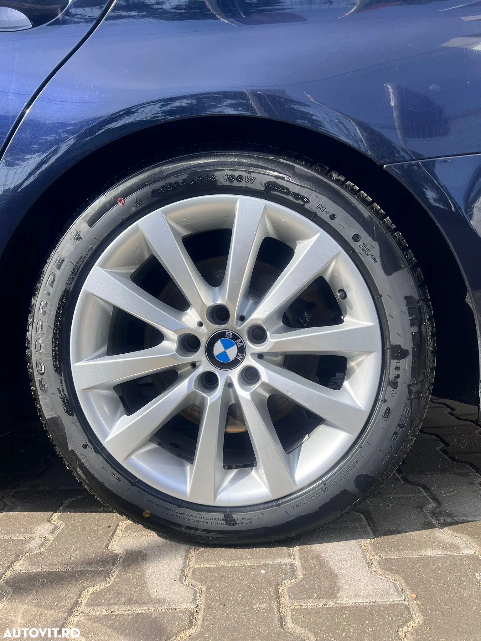 BMW Seria 5 520d Touring - 29