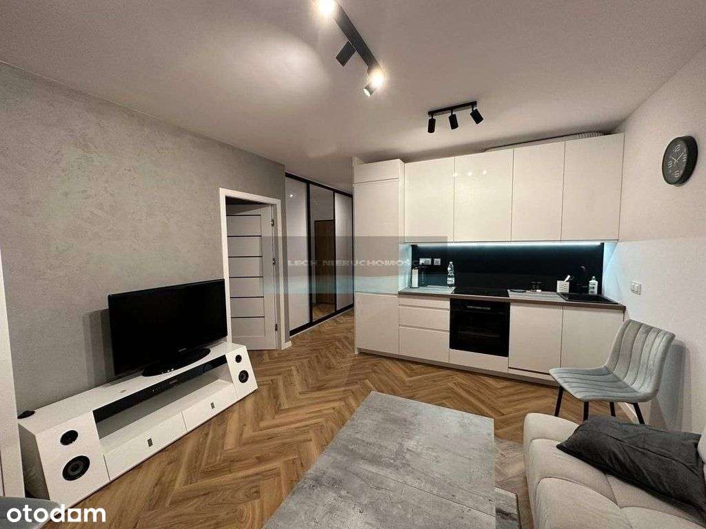 Mieszkanie, 37 m², Warszawa-0