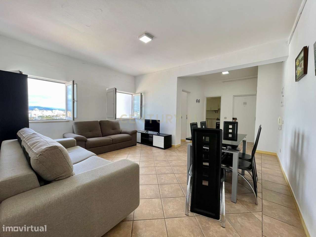 Apartamento T2 com Vista Rio Arade - Despensa - Marina de Portimão - P-1