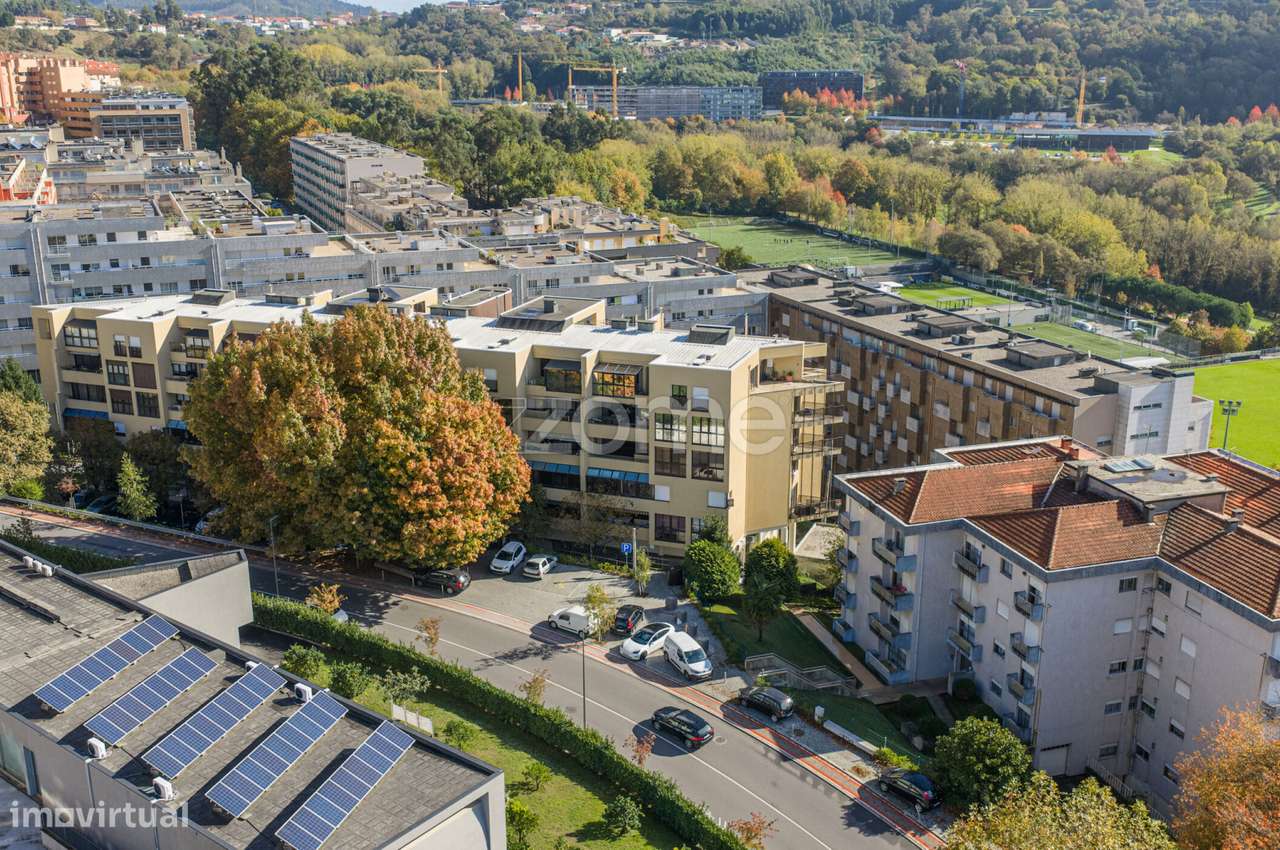 Apartamento T5 Duplex - Grande imagem: 3/34