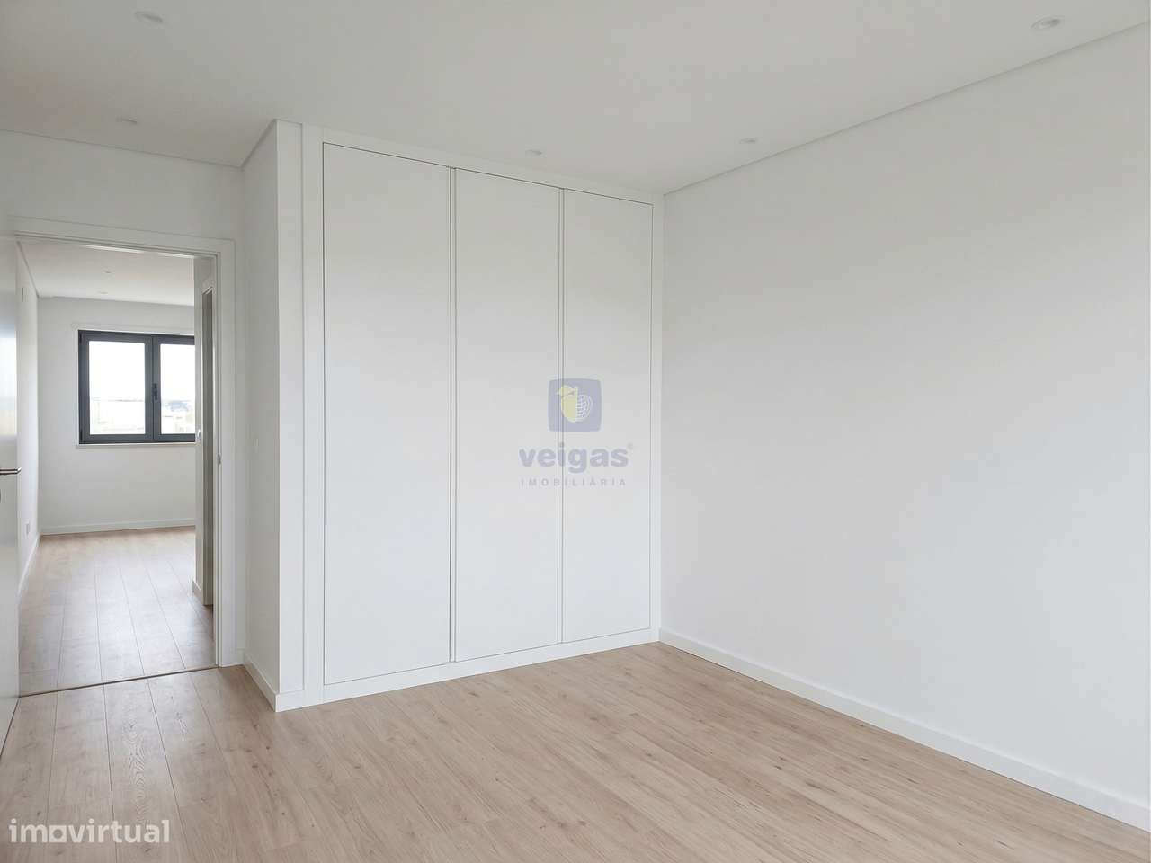 Apartamento T3 em construção, com garagem para 2 carros e elevador, si-23