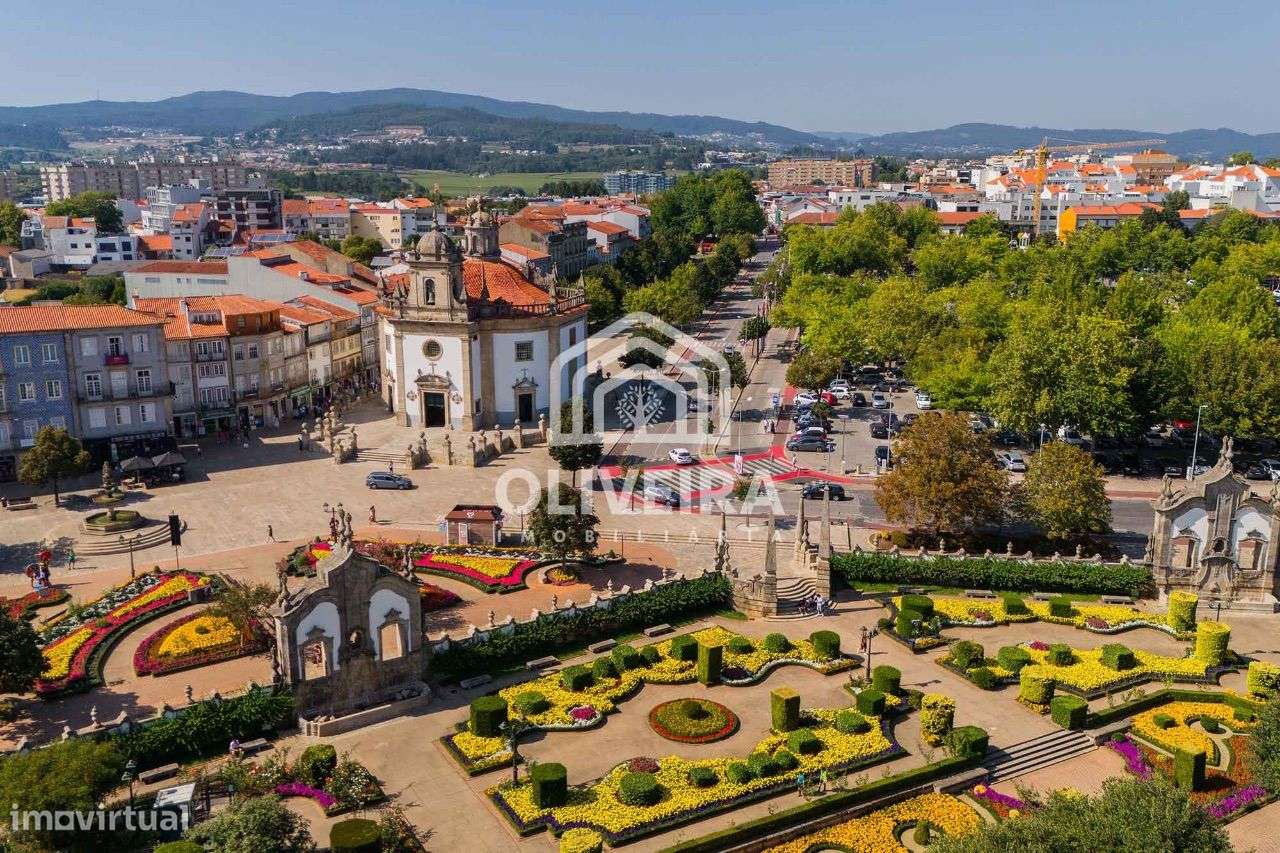 Prédio Centenário com projeto aprovado no centro de Barcelos-35