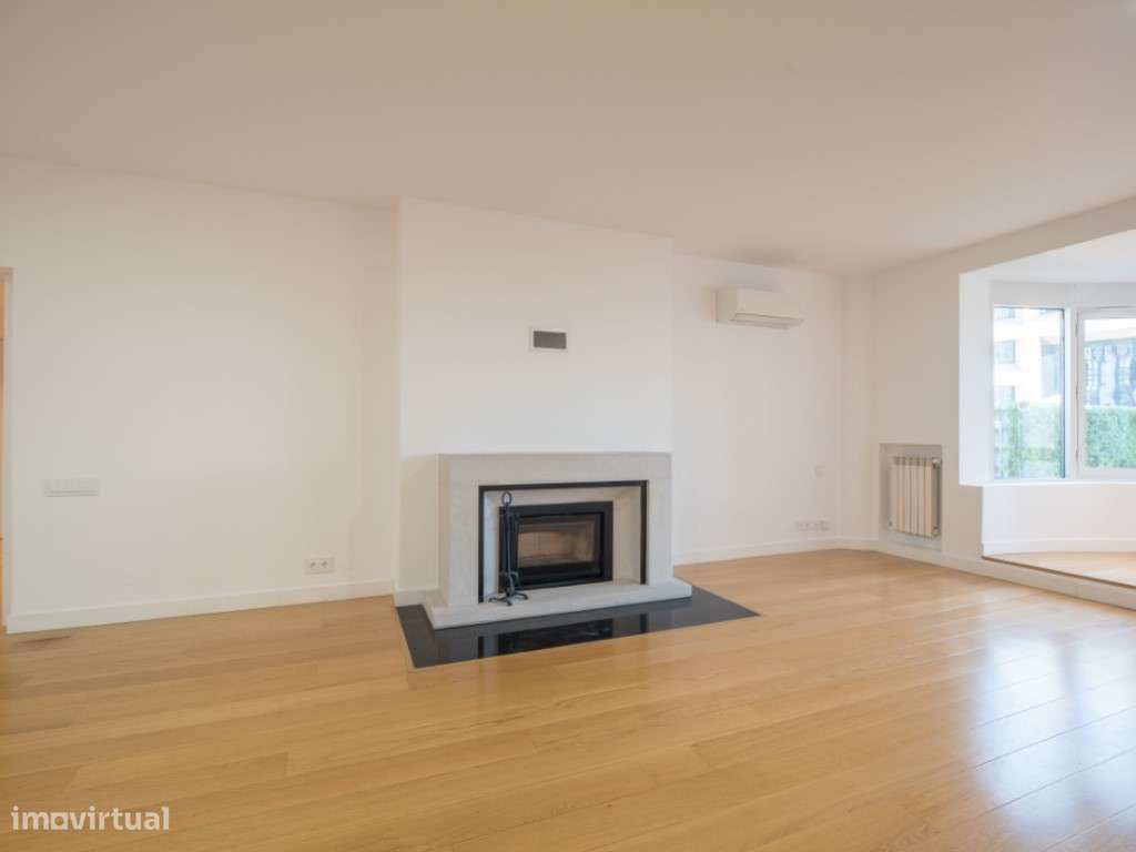 Excelente apartamento T4 com 2 terraços e estacionamento nas Amoreiras - Grande imagem: 5/42