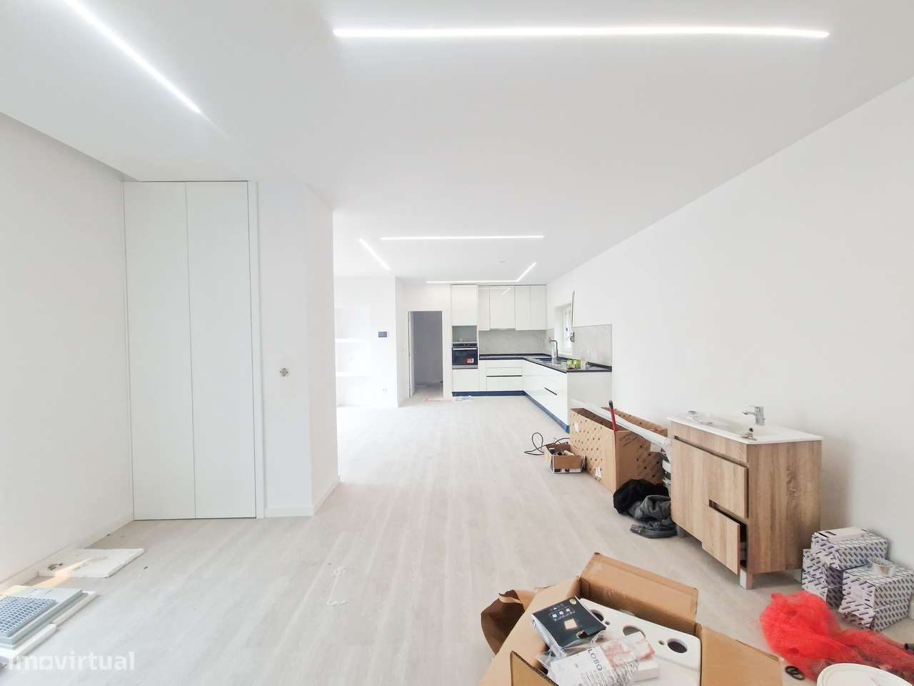 Moradia T4 Térrea de Design Moderno em São Romão, Vagos.-9