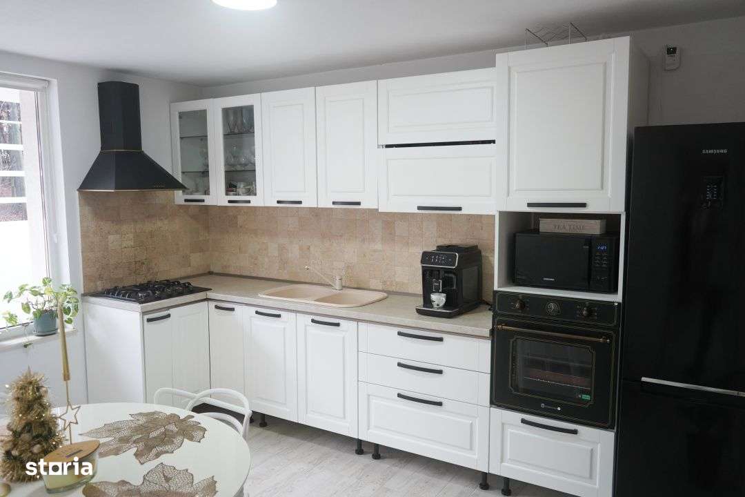 Casa moderna in Balotesti – lumina, stil si confort complet-7