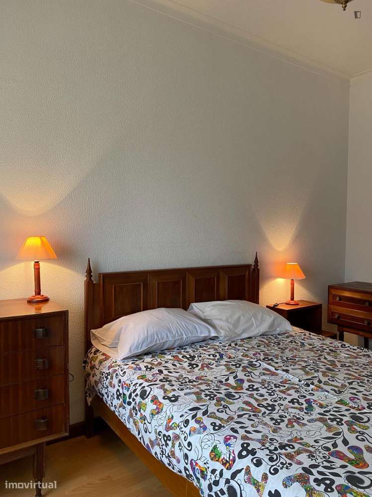 Quarto - localizado em Sé de Braga e São Lázaro Braga - Grande imagem: 3/18